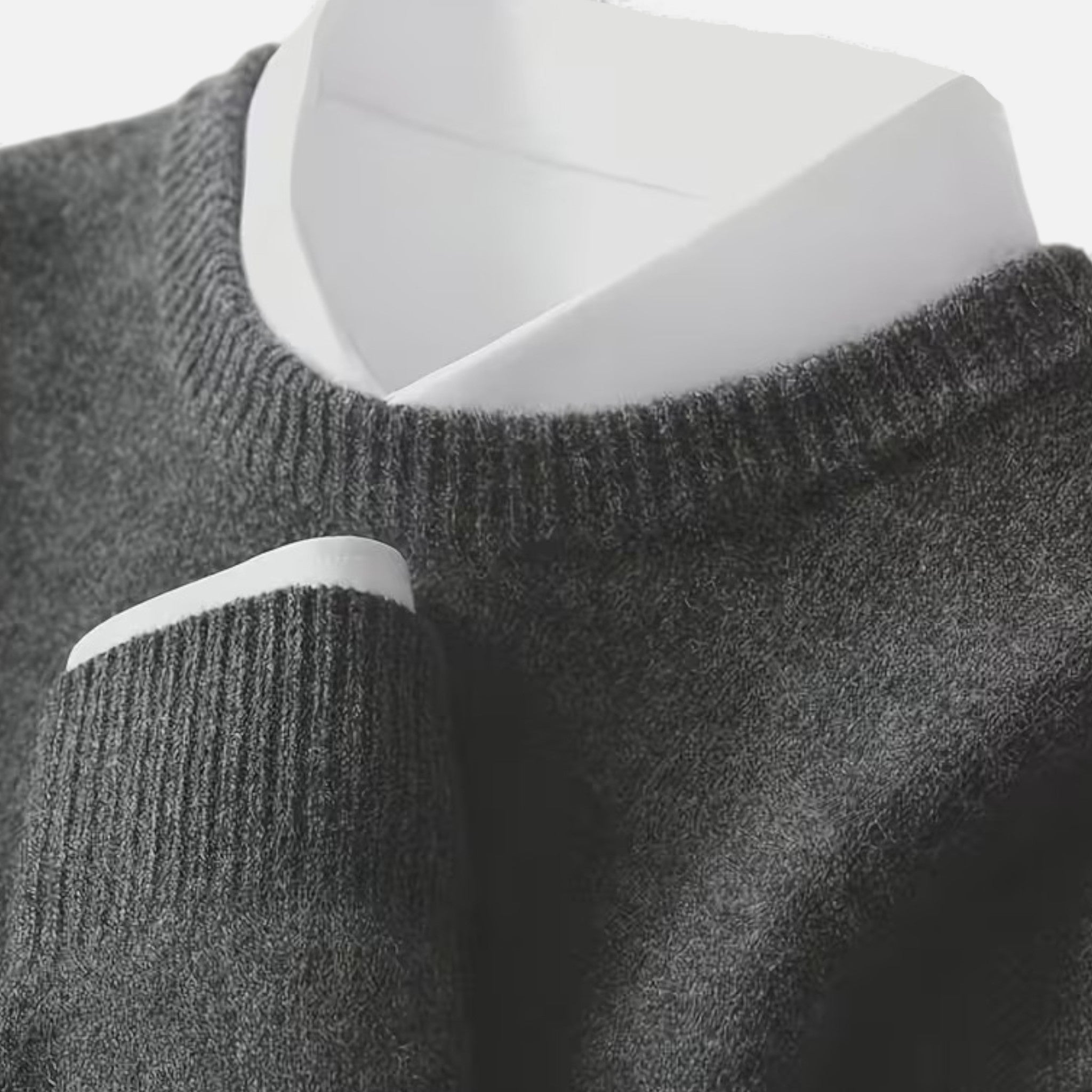 Men's Relaxed Knitted Crew Neck Sweater
